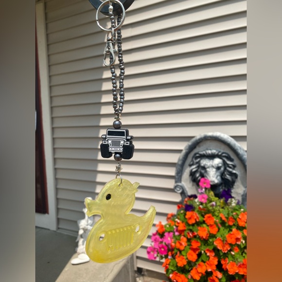 Handmade Resin Duck Jeep Rearview Mirror Charm- Keychain- Backpack - Purse Charm - Picture 8 of 9